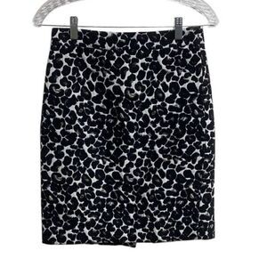 J.Crew Black White Animal‎ Print Jacquard Pencil Skirt 00